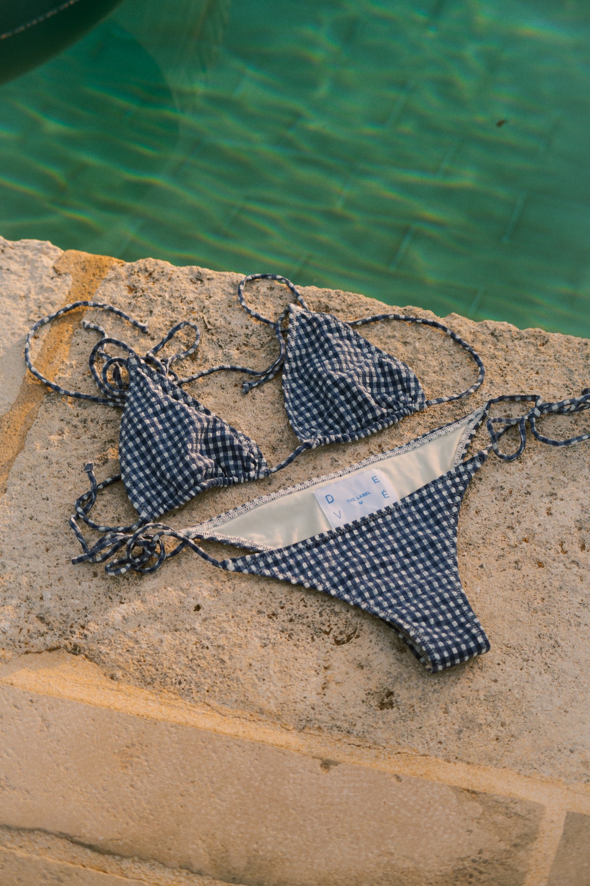 TRIANGLE BIKINI